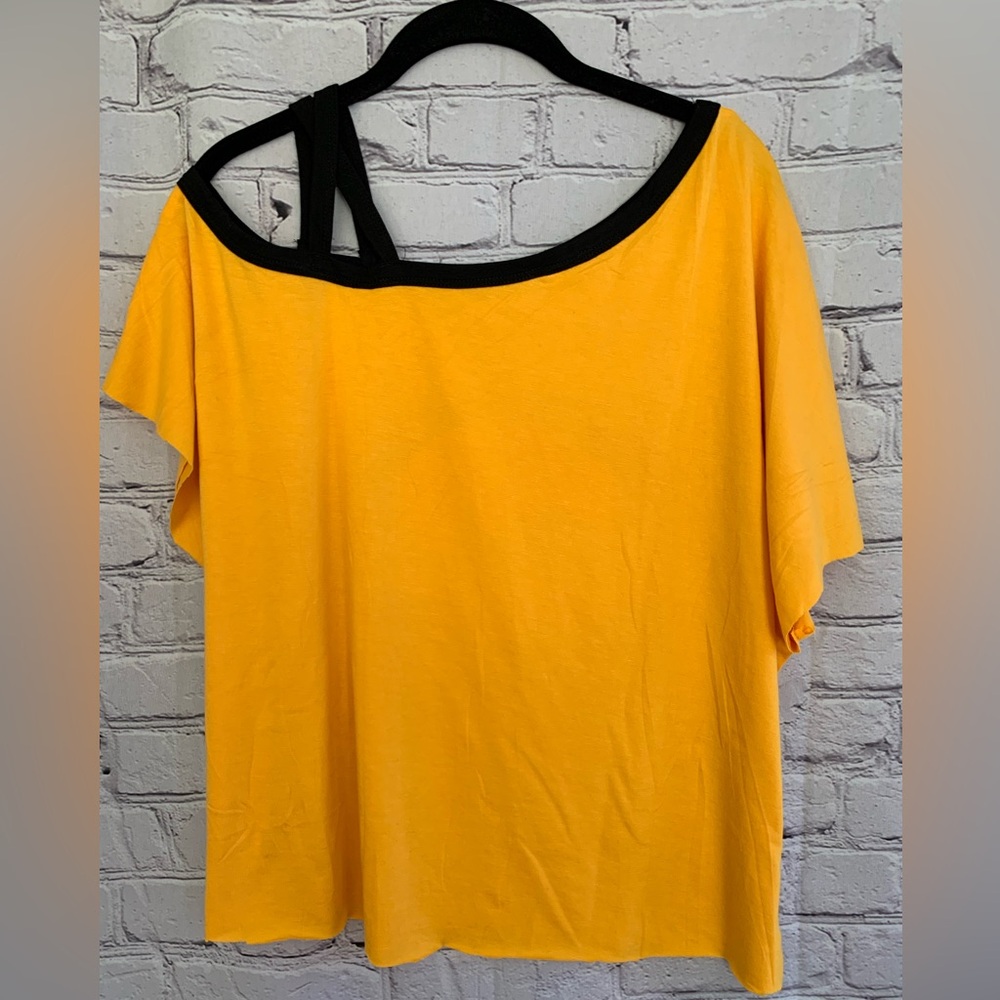 Yellow Cold-Shoulder Beach Graphic Tee NWOT XL - Picture 6 of 6